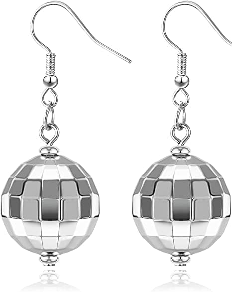 Bringen Sie den Disco-Glanz in Ihr Leben mit diesen Spiegelkugel-Ohrringen!
